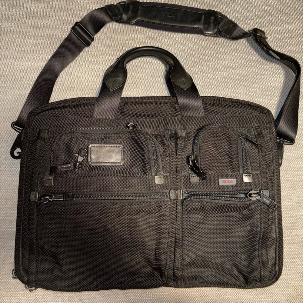 Tumi Alpha 15 inch Expandable Laptop Briefcase - Ballistic Nylon - Black